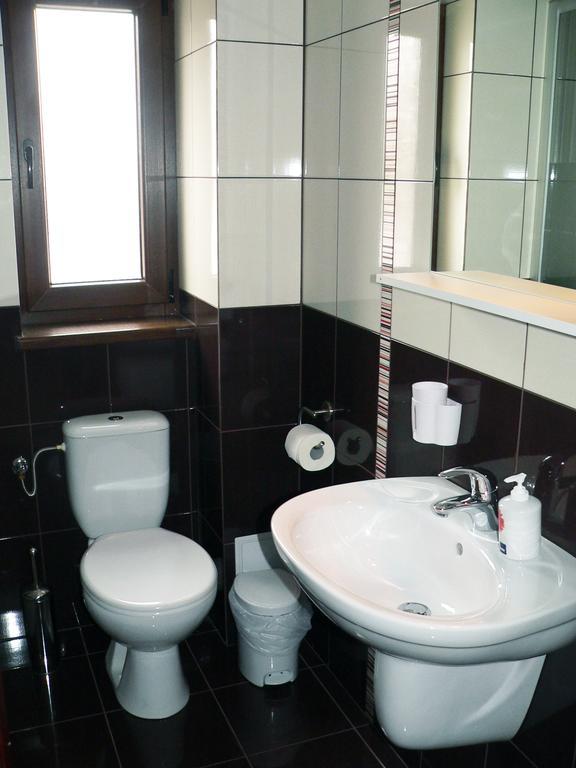 Pension Deutsches Haus Brasov Room photo