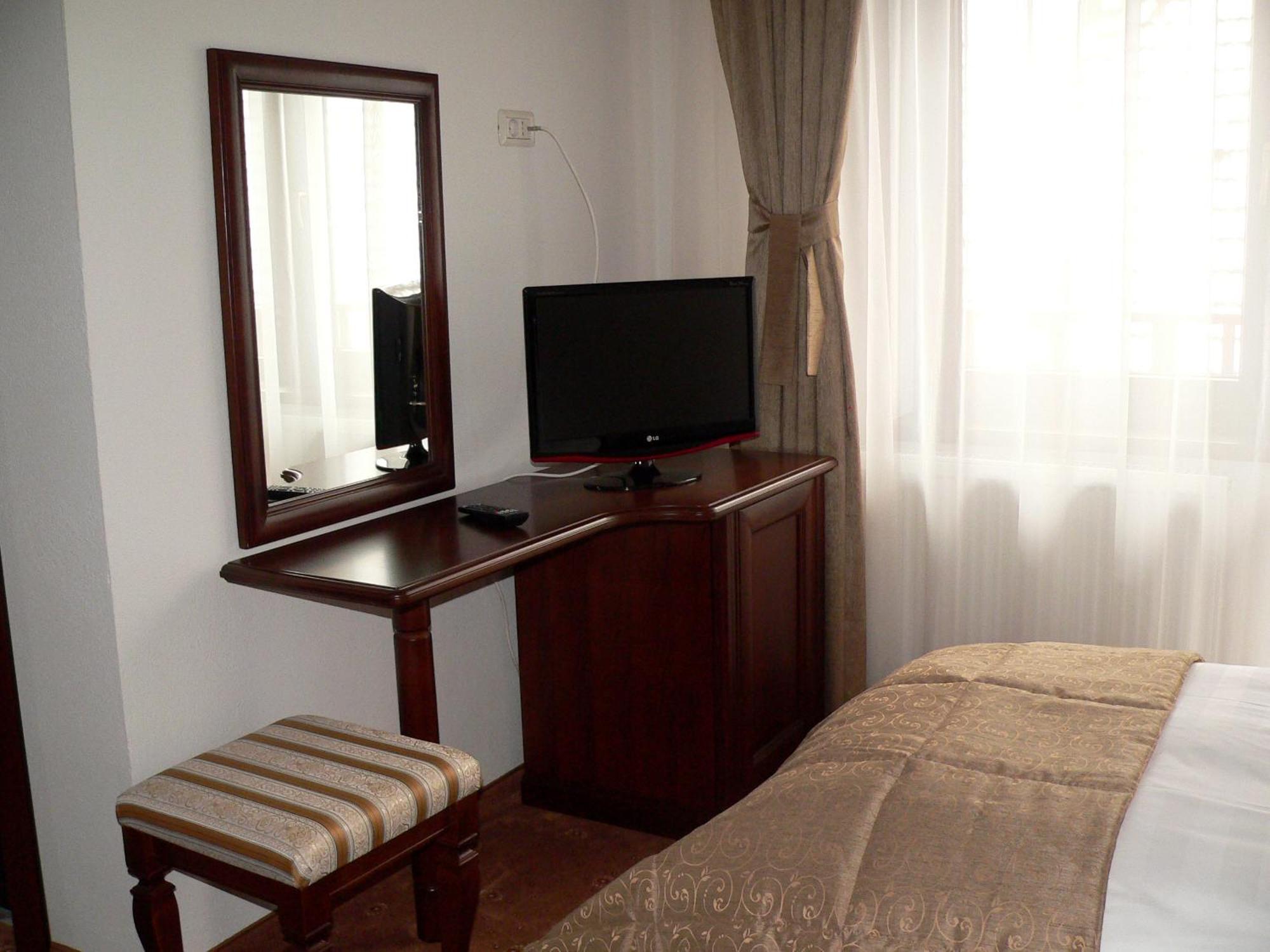 Pension Deutsches Haus Brasov Room photo